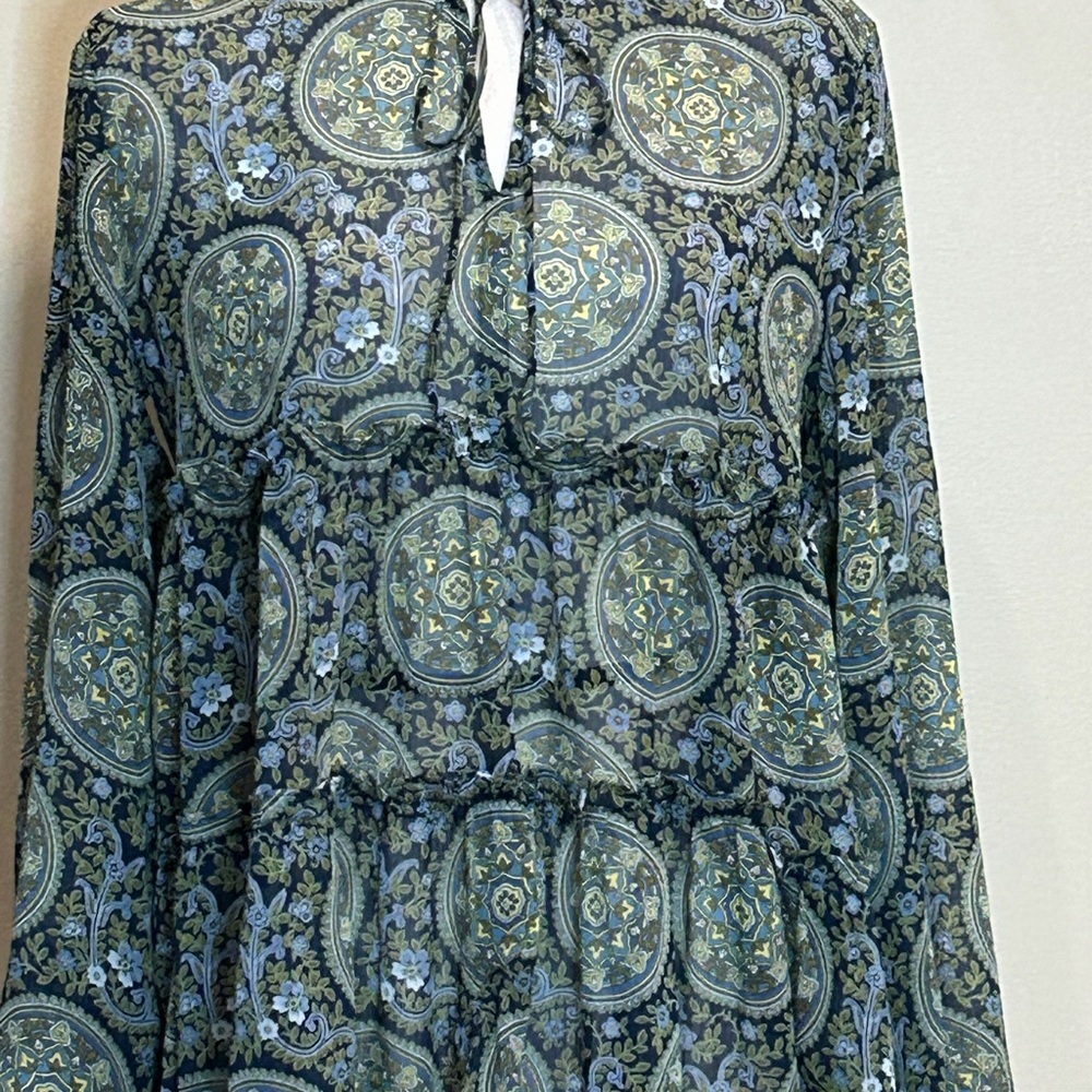 LOFT | Size Medium Ruffled Sheer Patterned Blouse - Picture 2 of 6